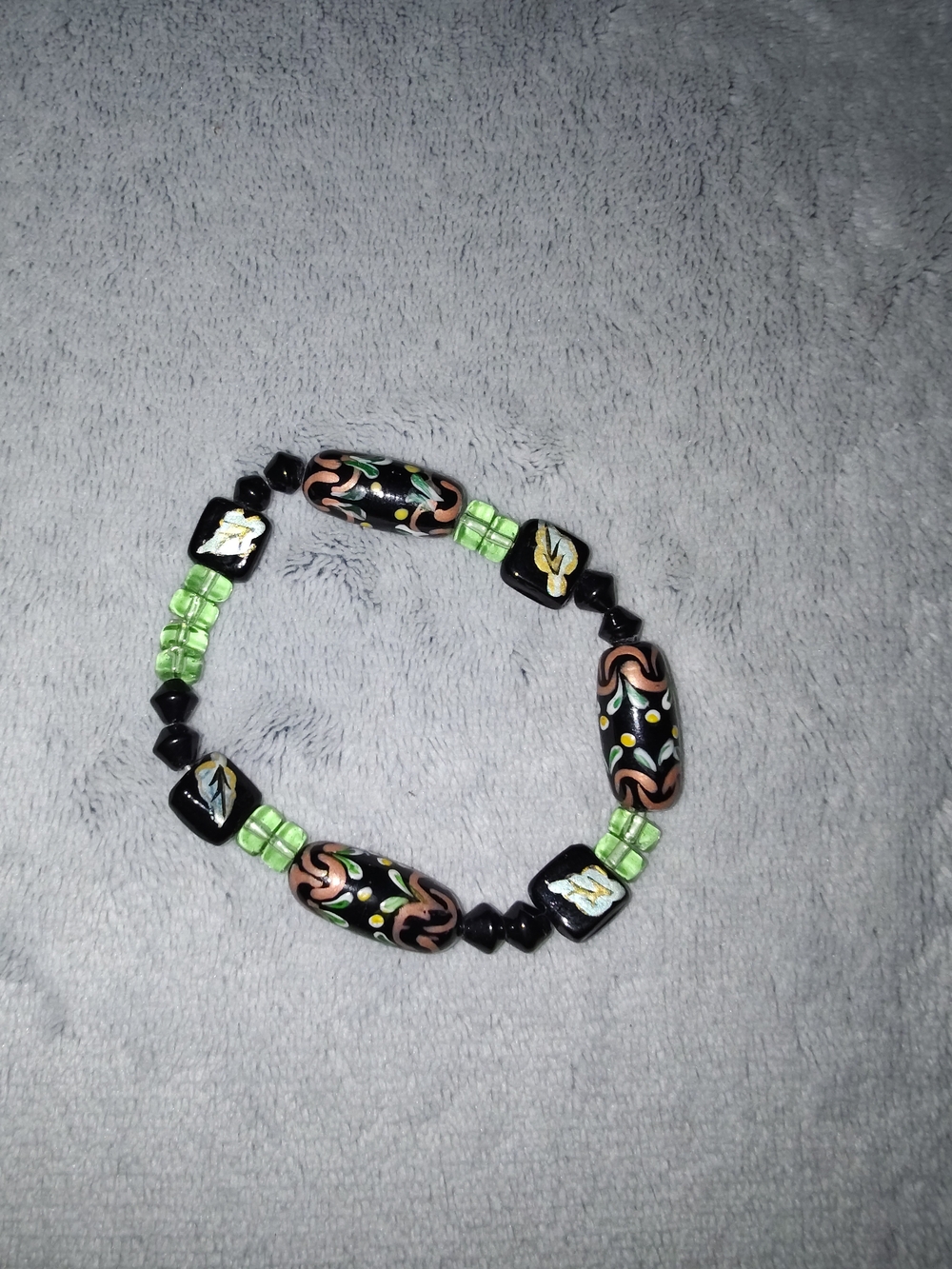 Black and Green Floral Glass Bead Stretch Bracelet - Handmade Jewelry